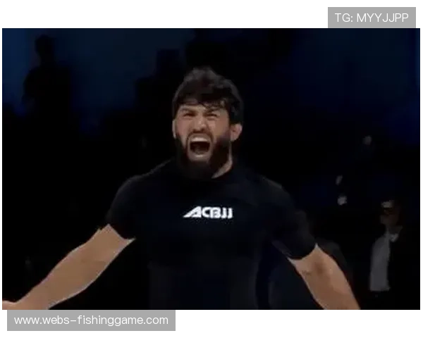 帕迪抨击萨鲁基安“不配冠军战”，列举拒战与犯规历史