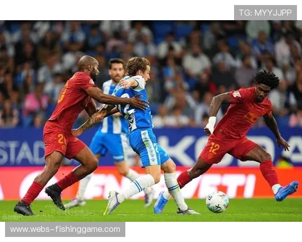 巴塞罗那3-0完胜奥维耶多，以1分优势领跑西甲积分榜